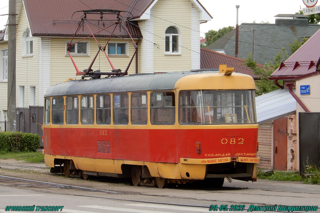 082 082