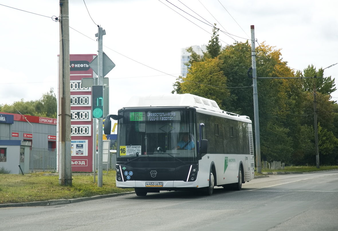 � 452 �� 57
